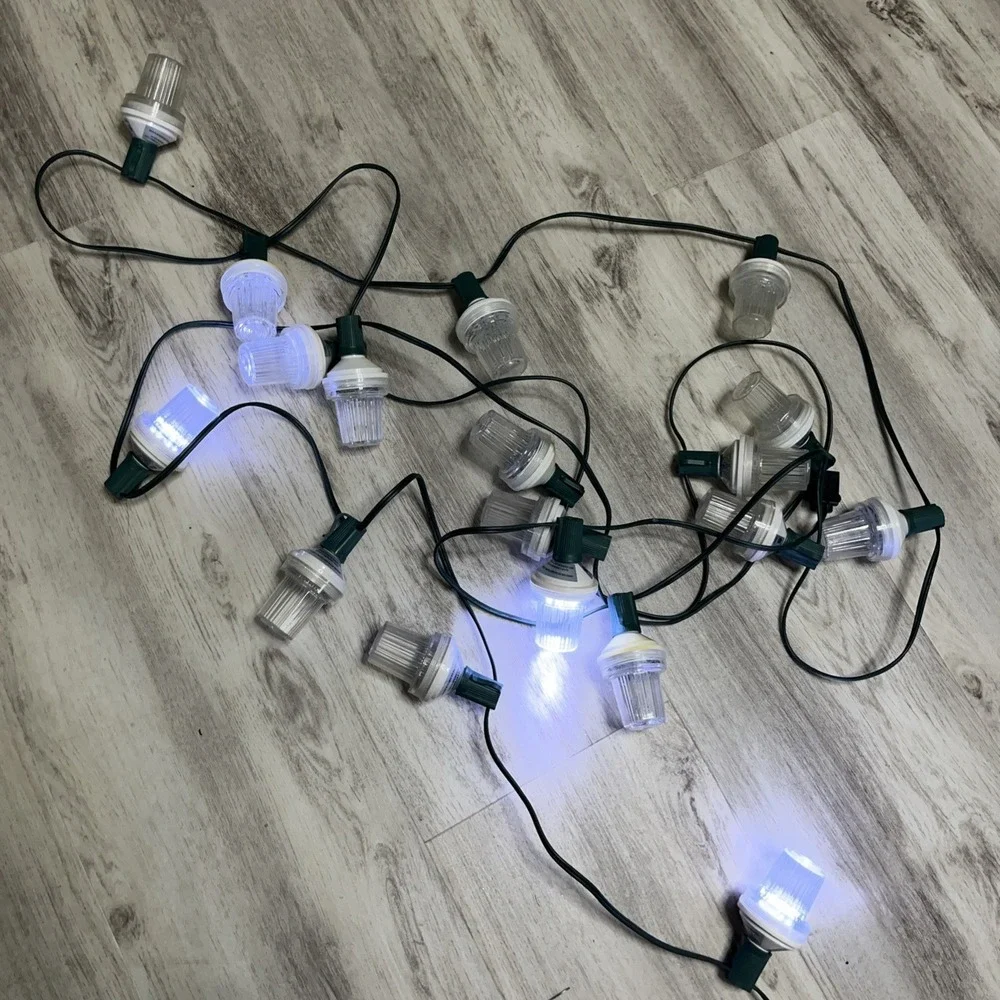 24 Pcs 120v Strobe C9 Christmas Lights‎ Outdoor Waterproof LED White